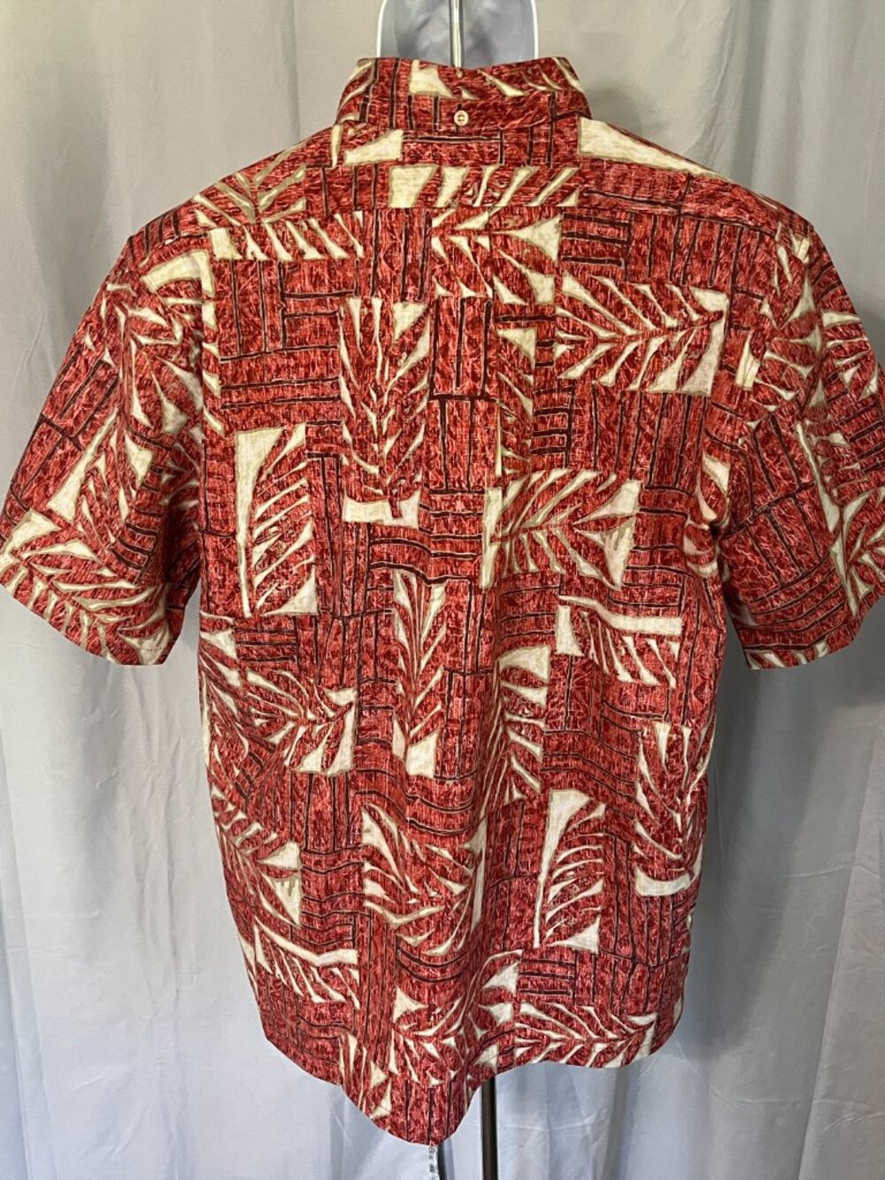 🔥 Reyn Spooner Men’s Red & Tan Reverse Print Polo Shirt – Large (L) – Mint Cond - Picture 4 of 7